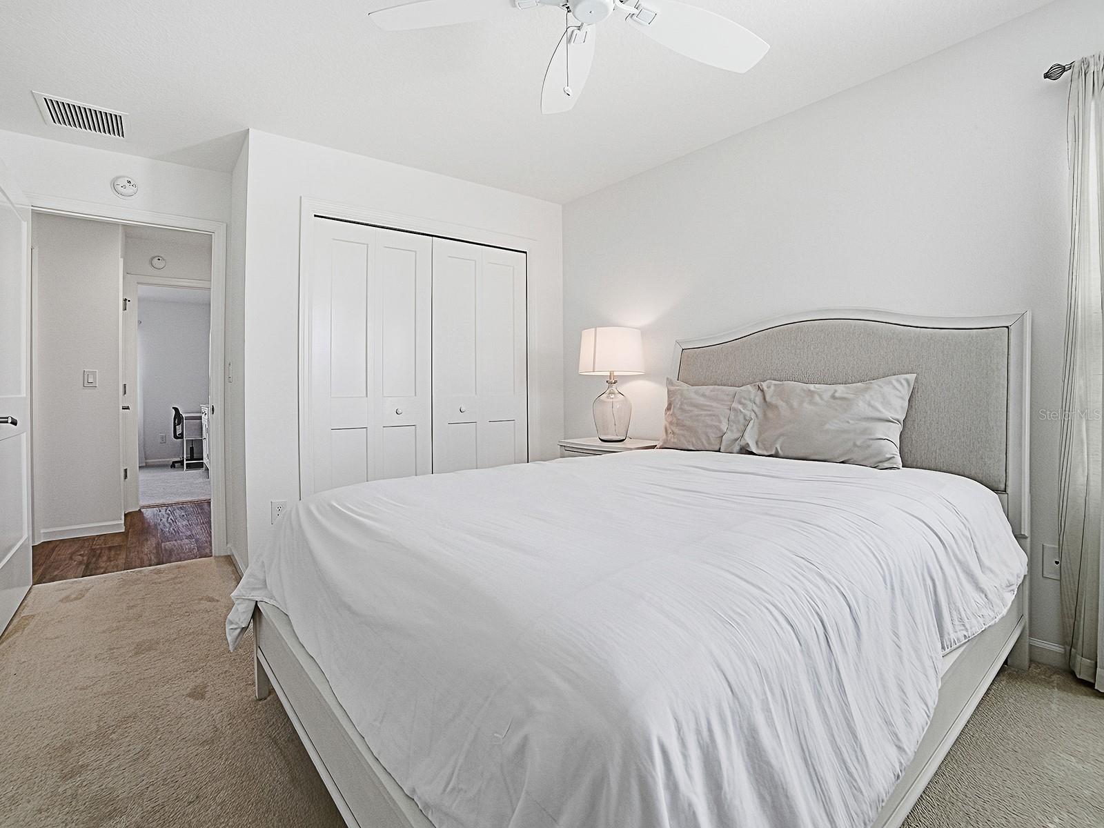 OXFORD OAKS - Residential