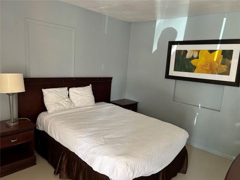 Tiny photo for 3231 S Pine Avenue, Ocala, FL 34471 (MLS # O6227455)