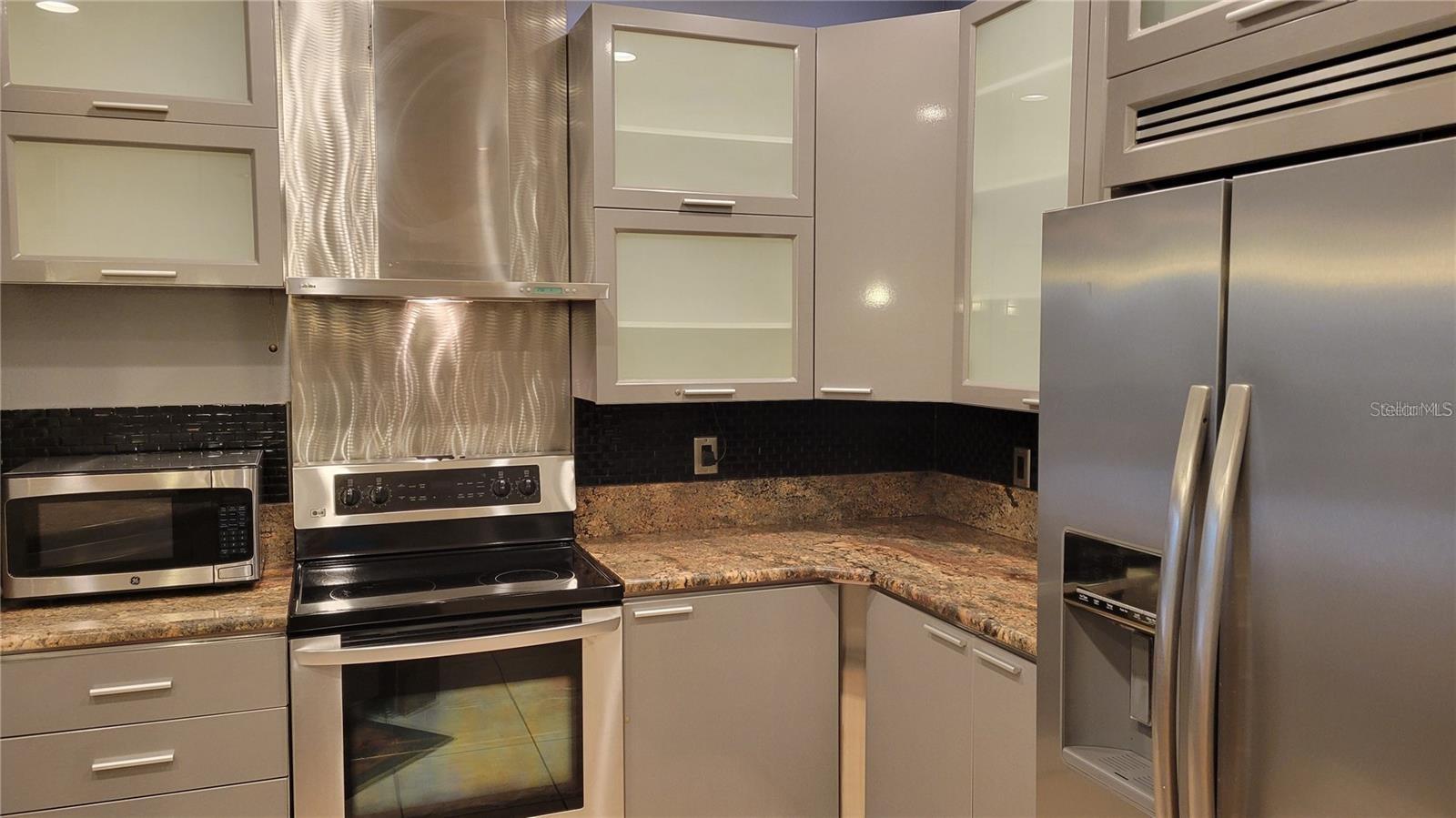 SERENADE ON PALMER RANCH - Residential Lease