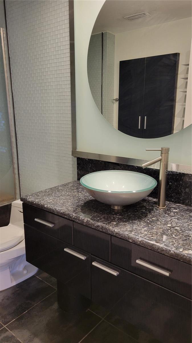 SERENADE ON PALMER RANCH - Residential Lease