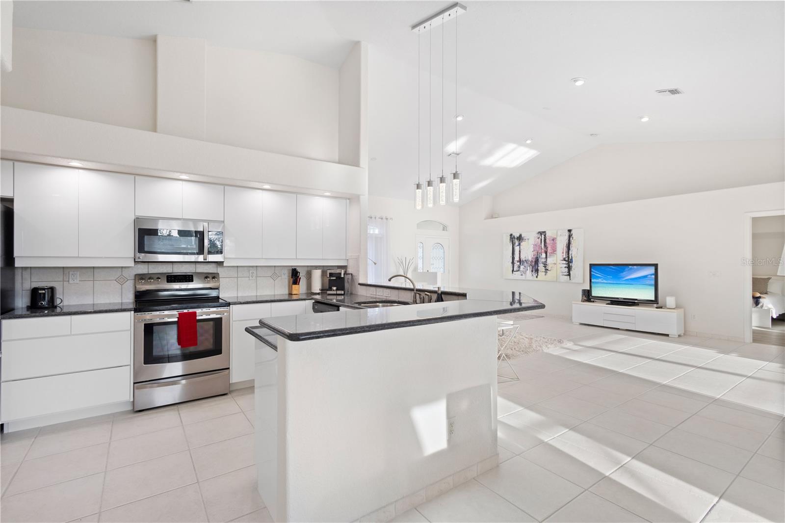 ROTONDA WEST PINE VALLEY - Residential