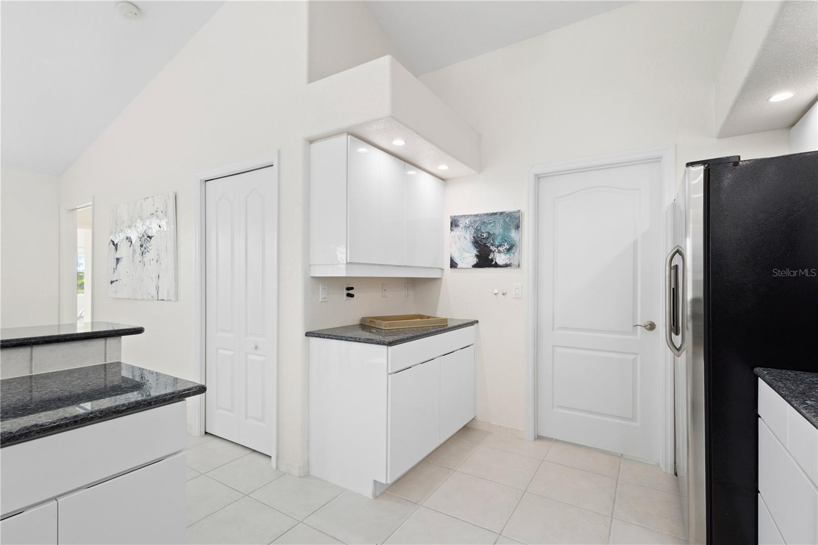 ROTONDA WEST PINE VALLEY - Residential