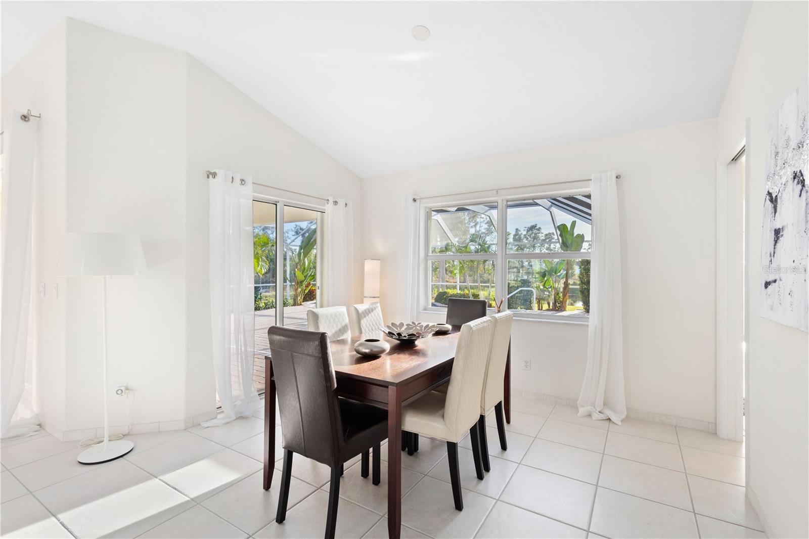 ROTONDA WEST PINE VALLEY - Residential