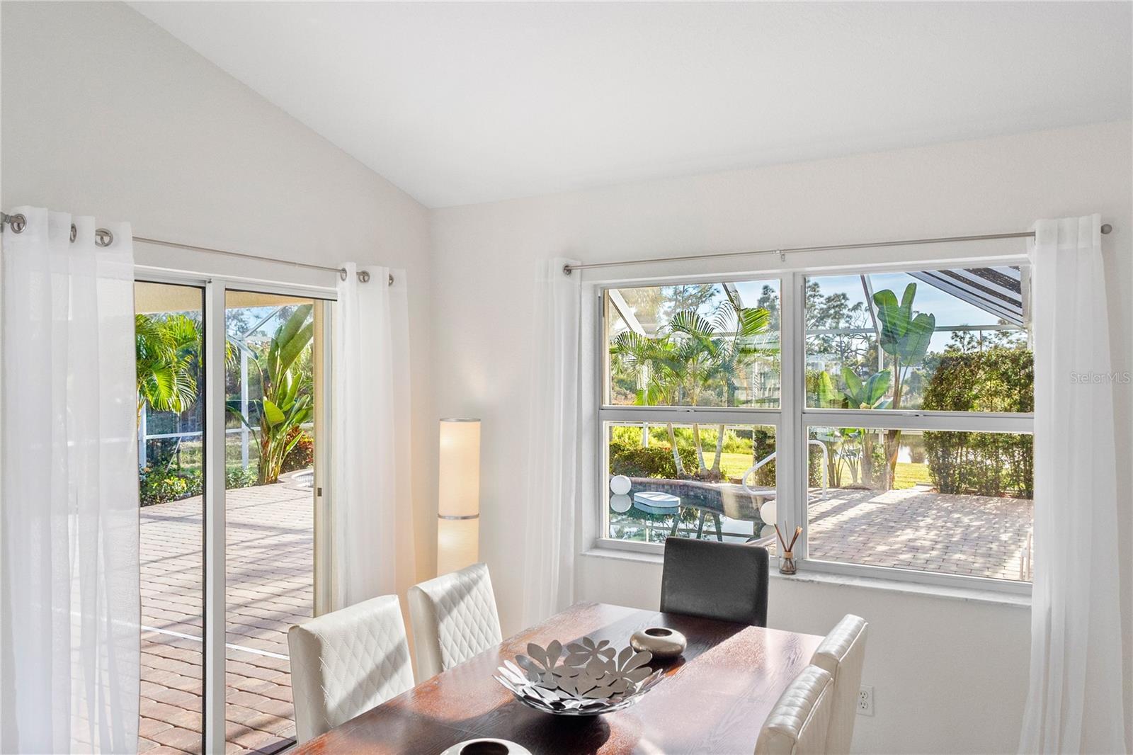 ROTONDA WEST PINE VALLEY - Residential