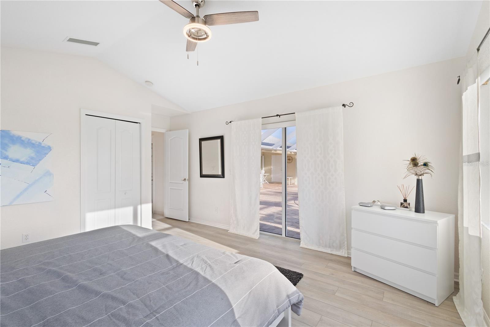 ROTONDA WEST PINE VALLEY - Residential