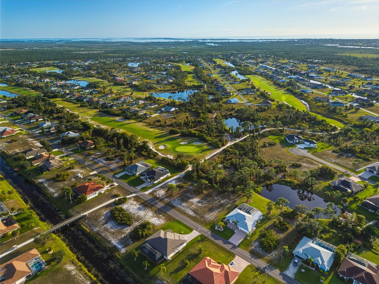 ROTONDA WEST PINE VALLEY - Residential