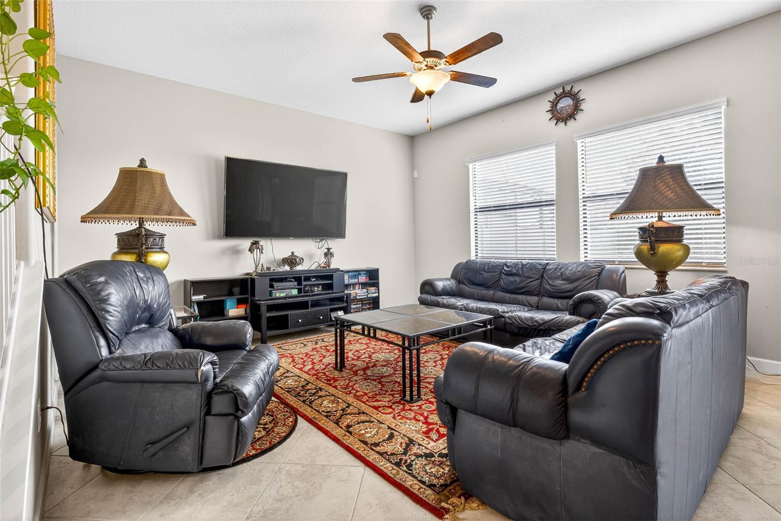 BELMONT - Residential