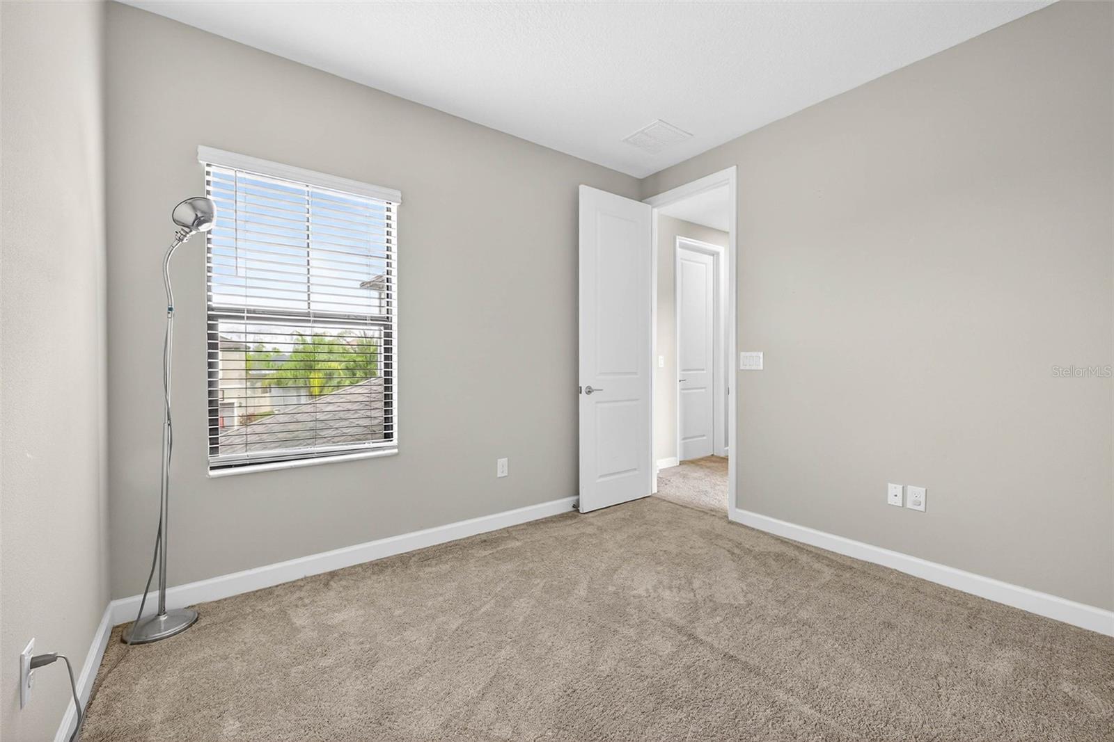 BELMONT - Residential