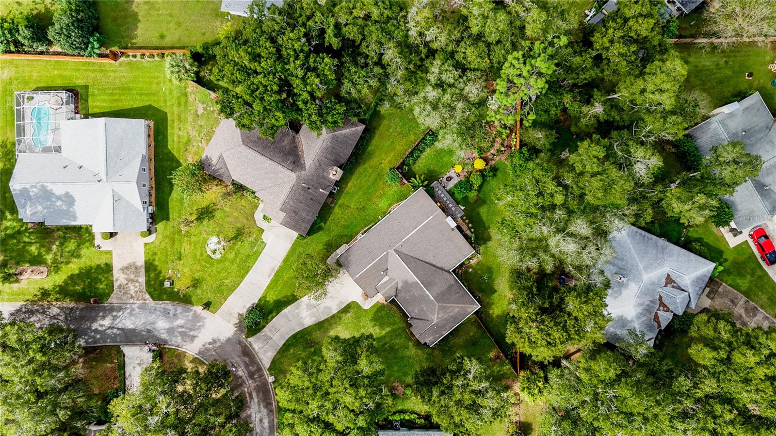 HUNTERS TRACE - Residential