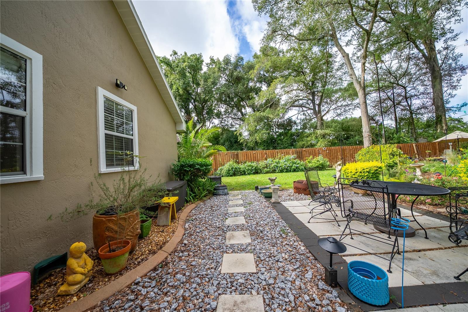 HUNTERS TRACE - Residential