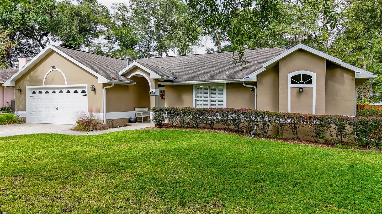 HUNTERS TRACE - Residential