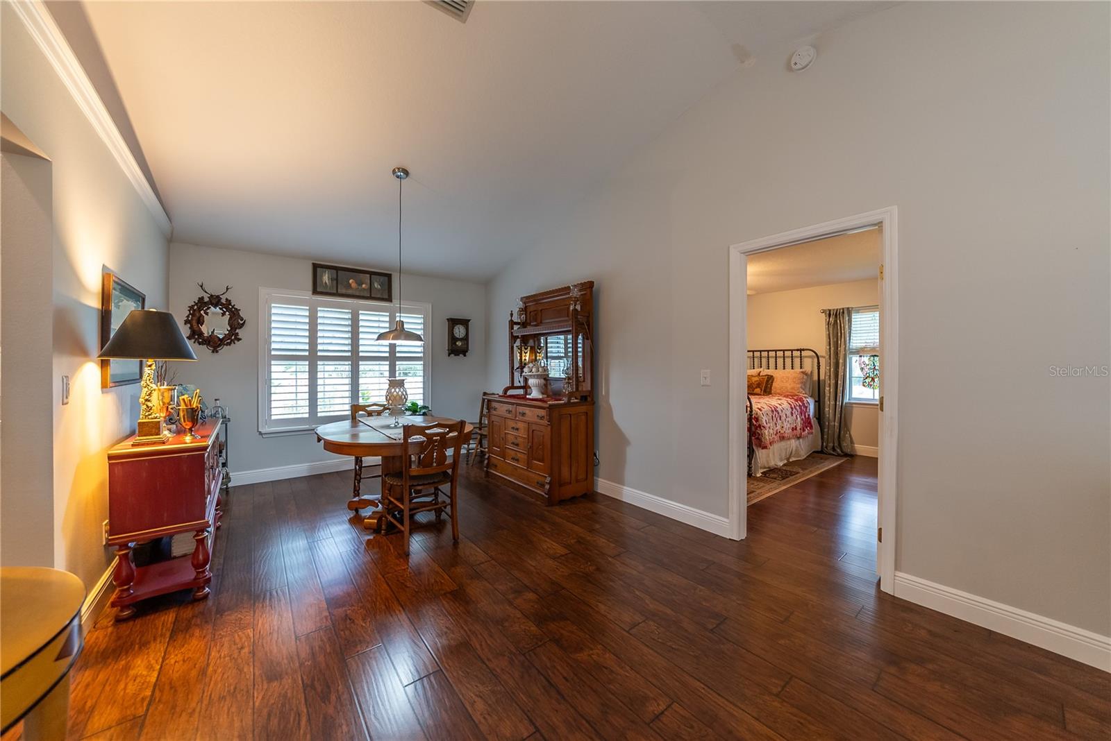 HUNTERS TRACE - Residential