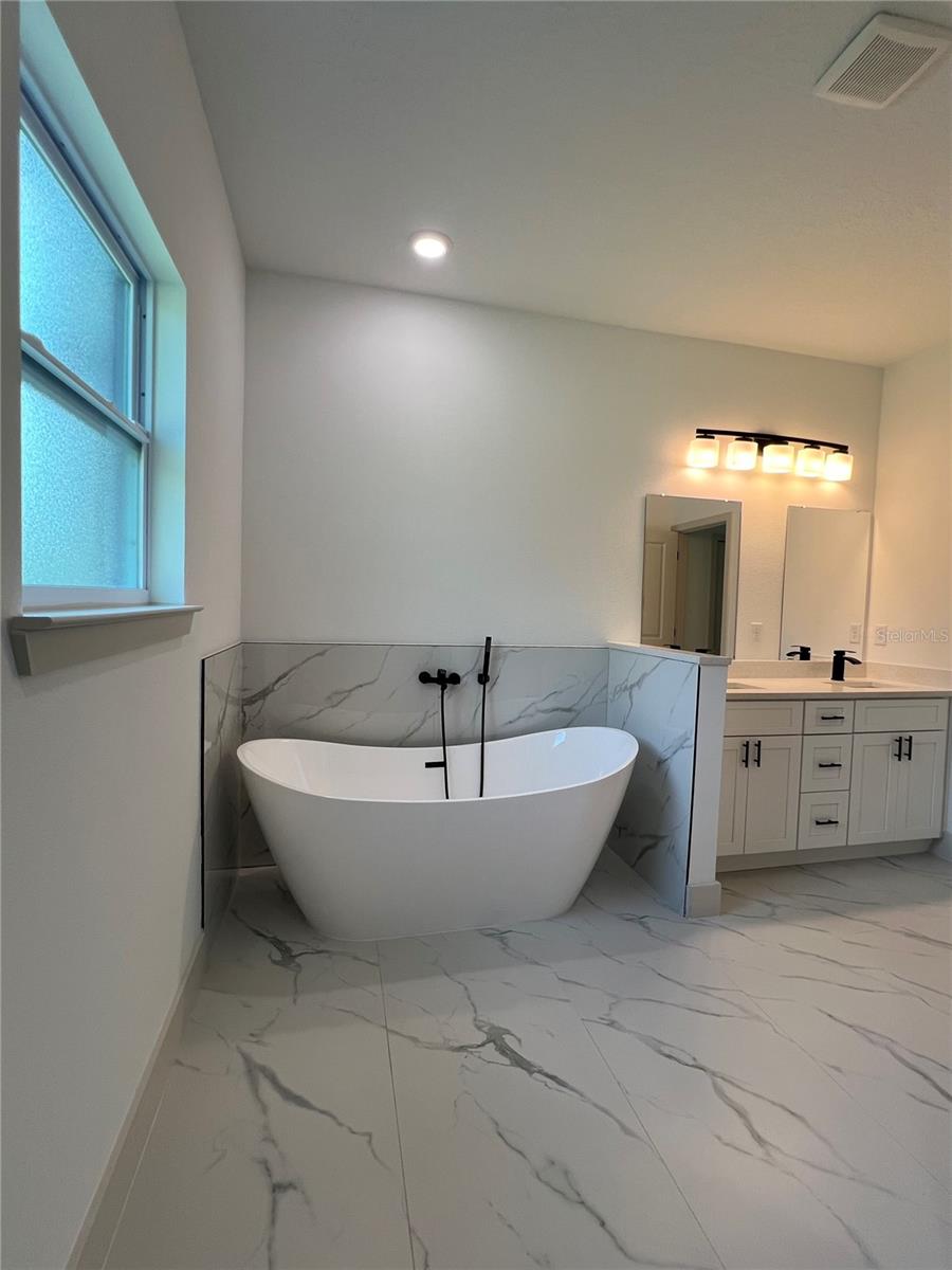 CITRUS SPGS UNIT 25 - Residential