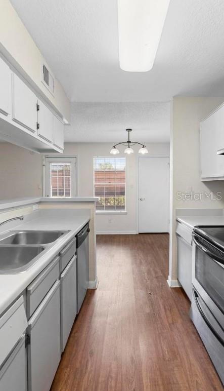 REGENCY GARDENS - Residential