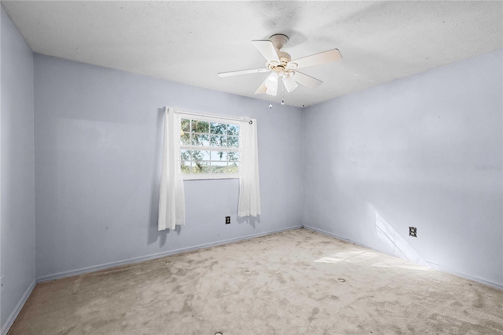 ACREAGE - Residential