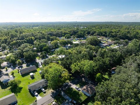 A home in BROOKSVILLE