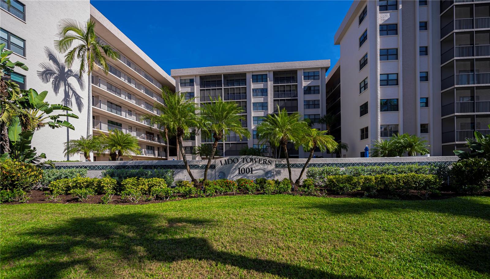 LIDO TOWERS - Residential