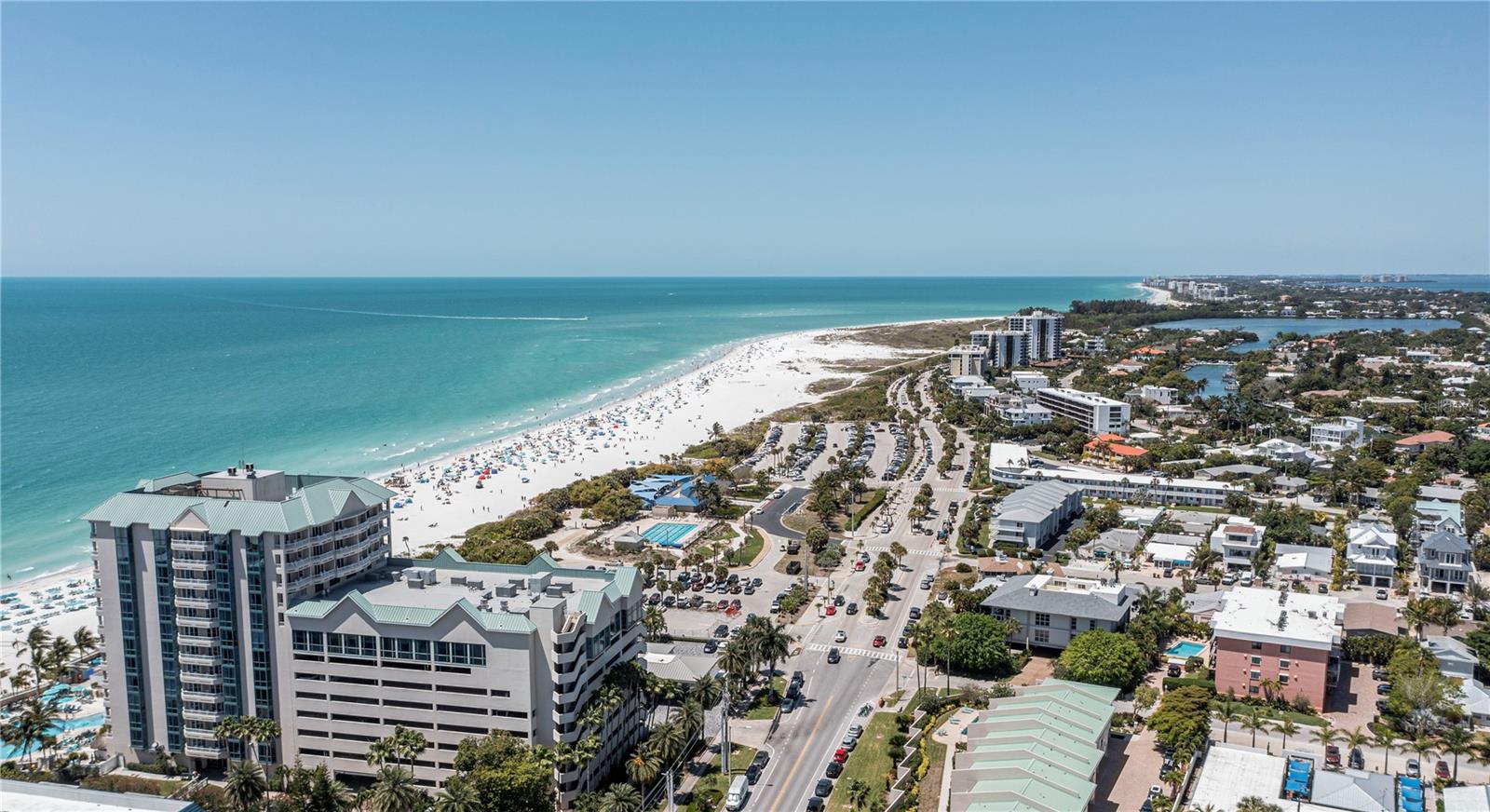 LIDO TOWERS - Residential