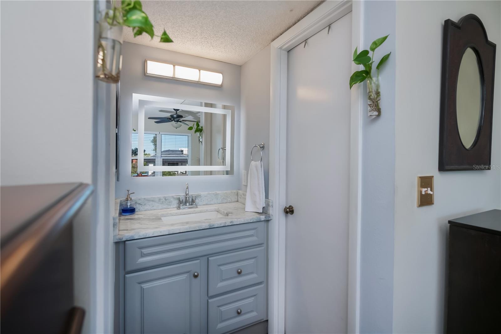 LIDO TOWERS - Residential