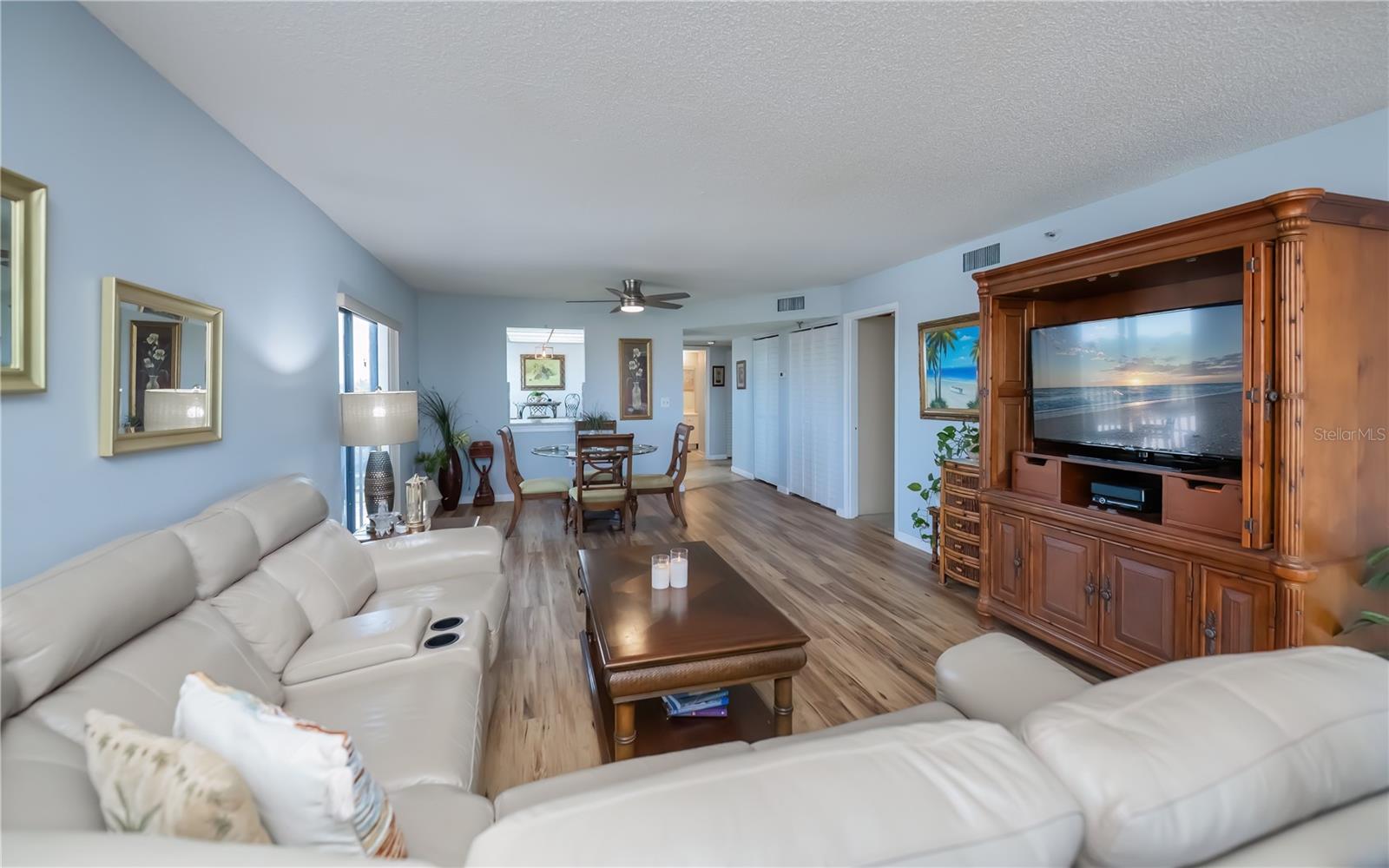 LIDO TOWERS - Residential