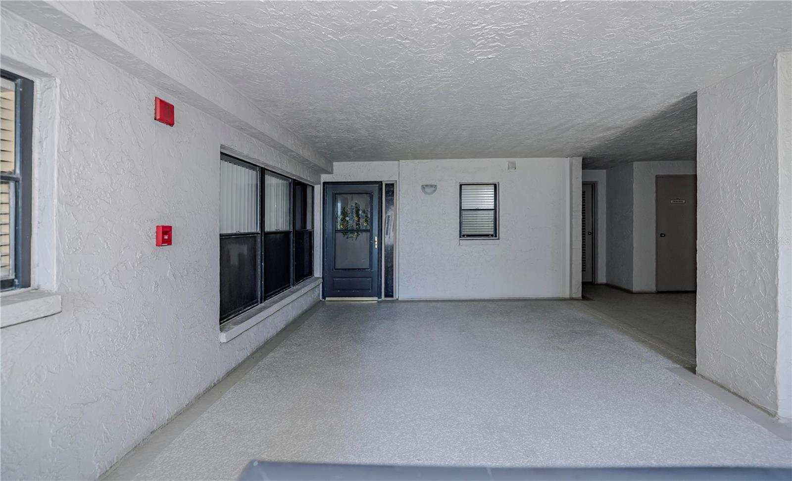 LIDO TOWERS - Residential