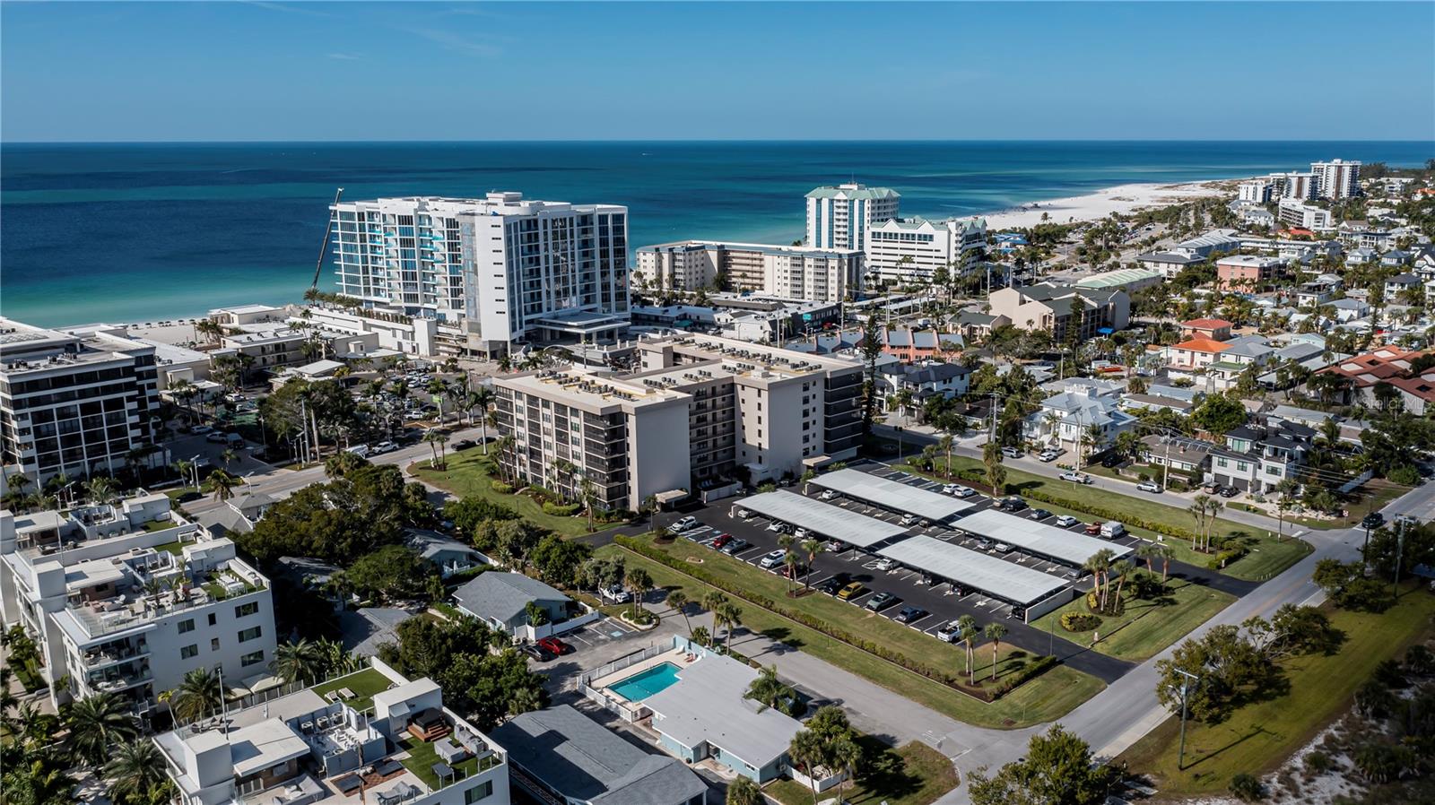 LIDO TOWERS - Residential