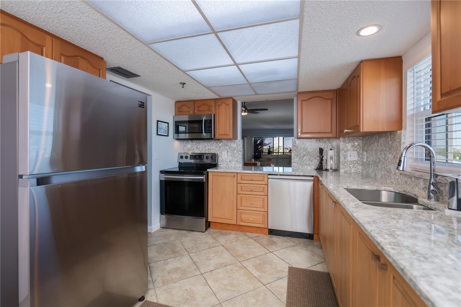 LIDO TOWERS - Residential