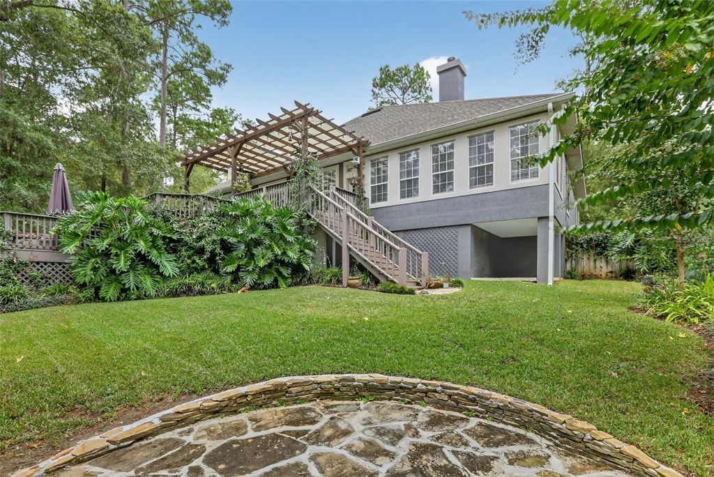 Photo of 2913 Springfield Drive, Tallahassee, FL 32309 (MLS # O6350585)