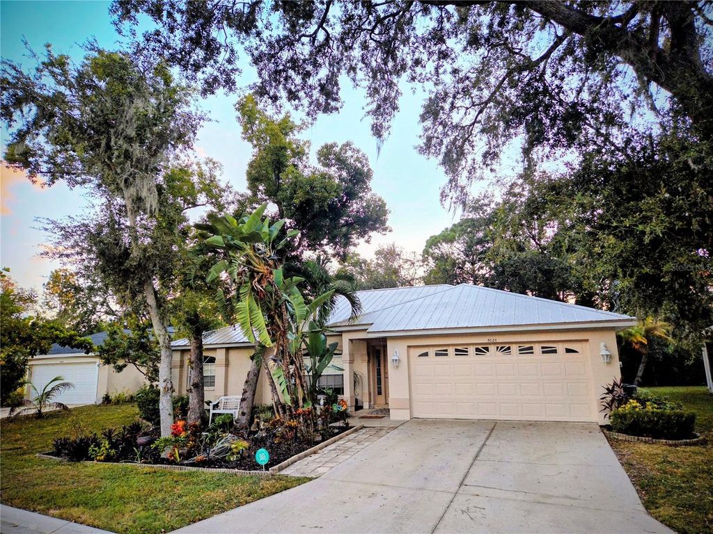 Photo of 5020 21st Way E, Bradenton, FL 34203 (MLS # A4668205)