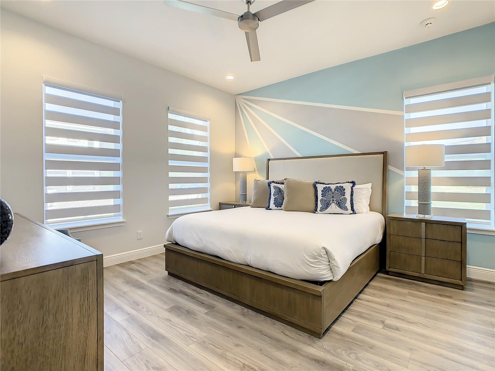 REUNION WEST VLGS NORTH - Residential