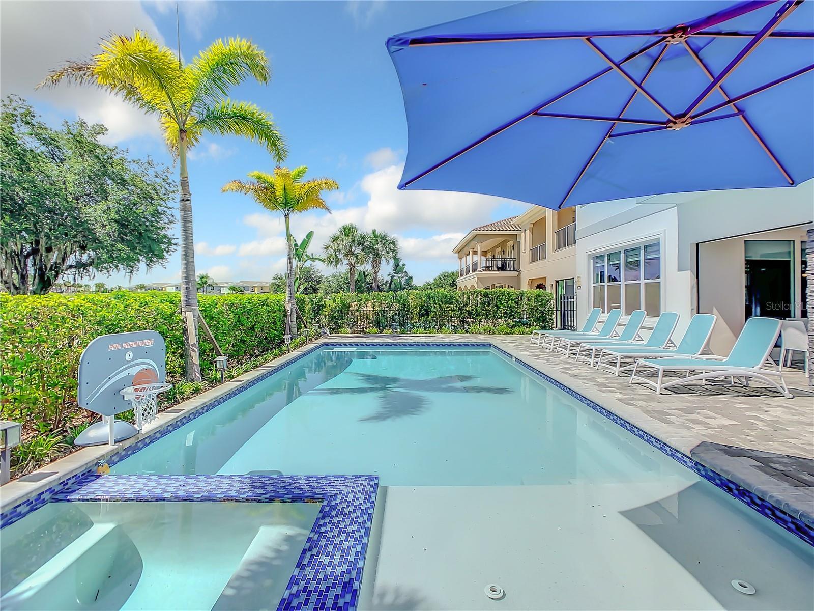 REUNION WEST VLGS NORTH - Residential