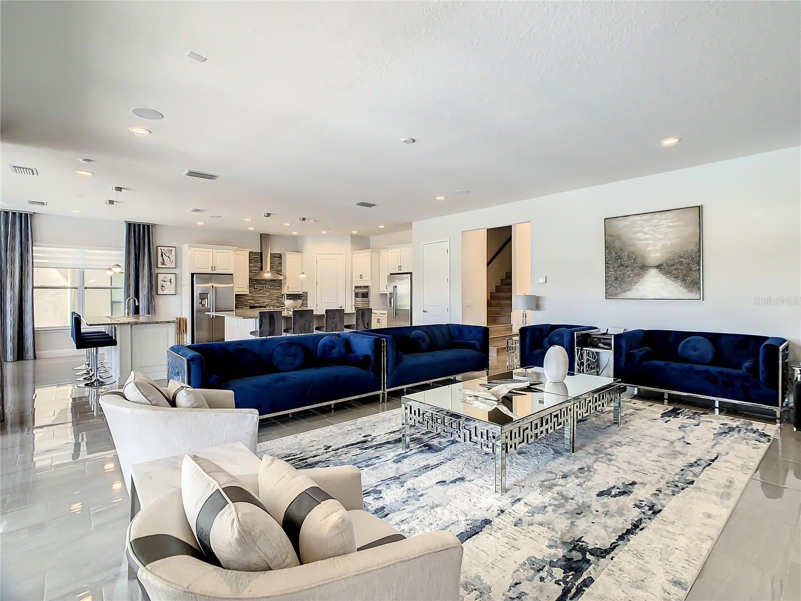 REUNION WEST VLGS NORTH - Residential