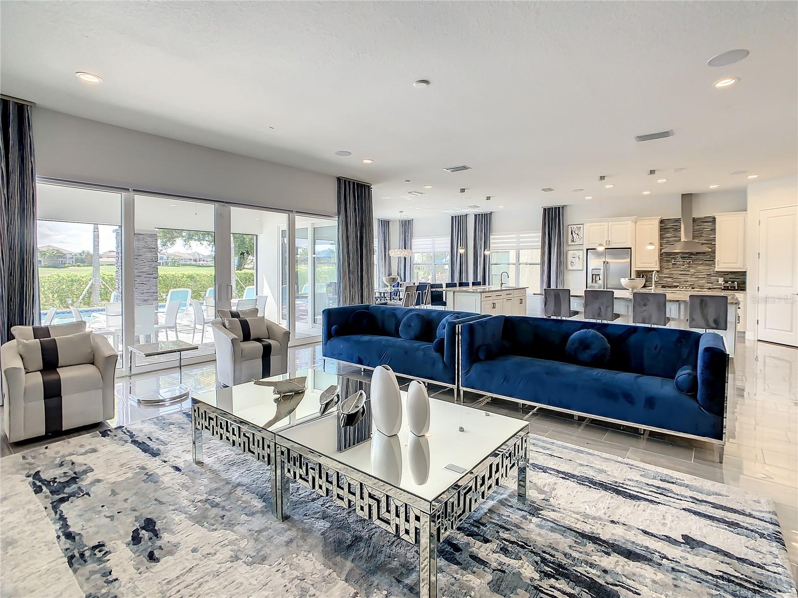 REUNION WEST VLGS NORTH - Residential