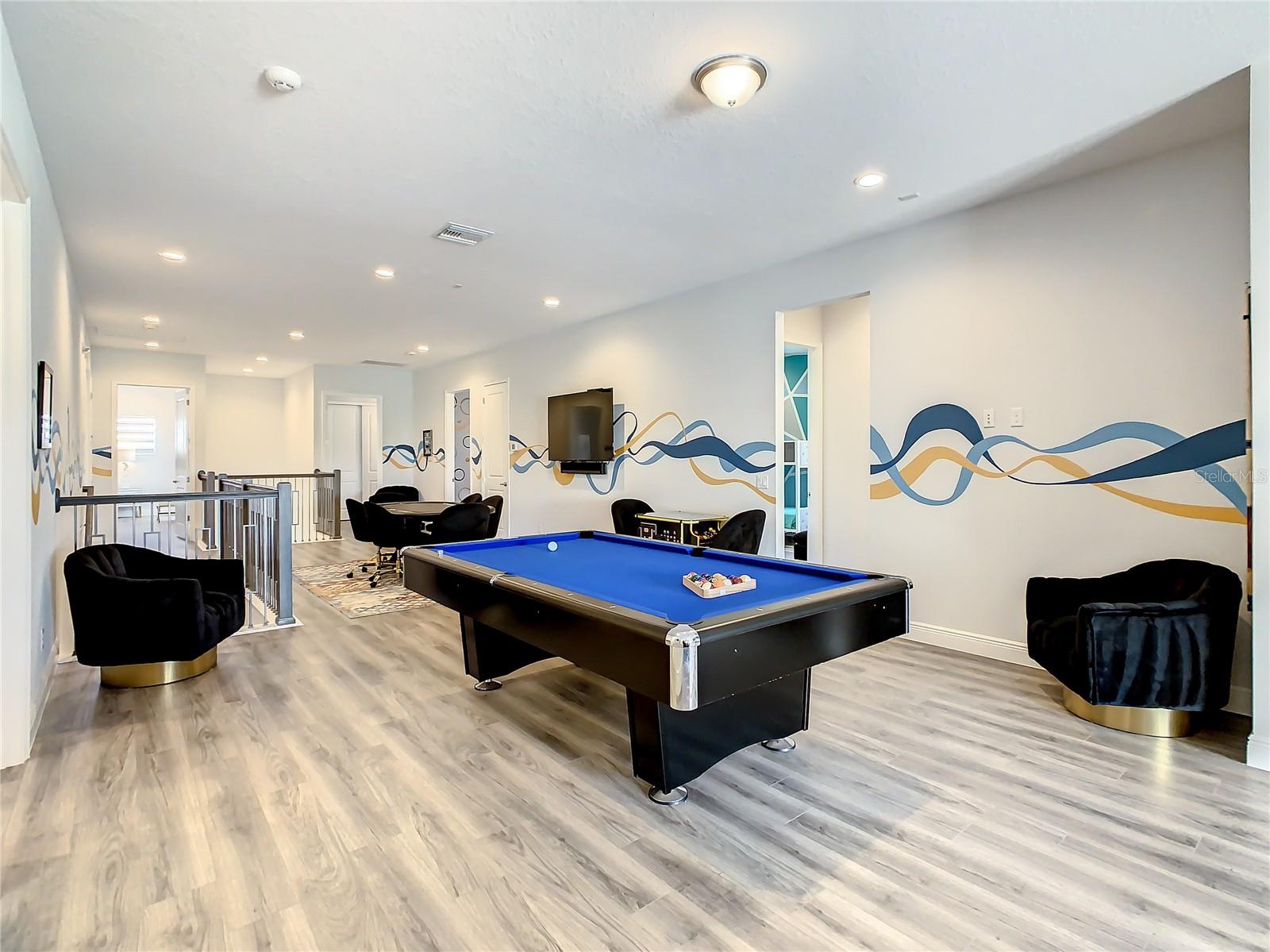 REUNION WEST VLGS NORTH - Residential