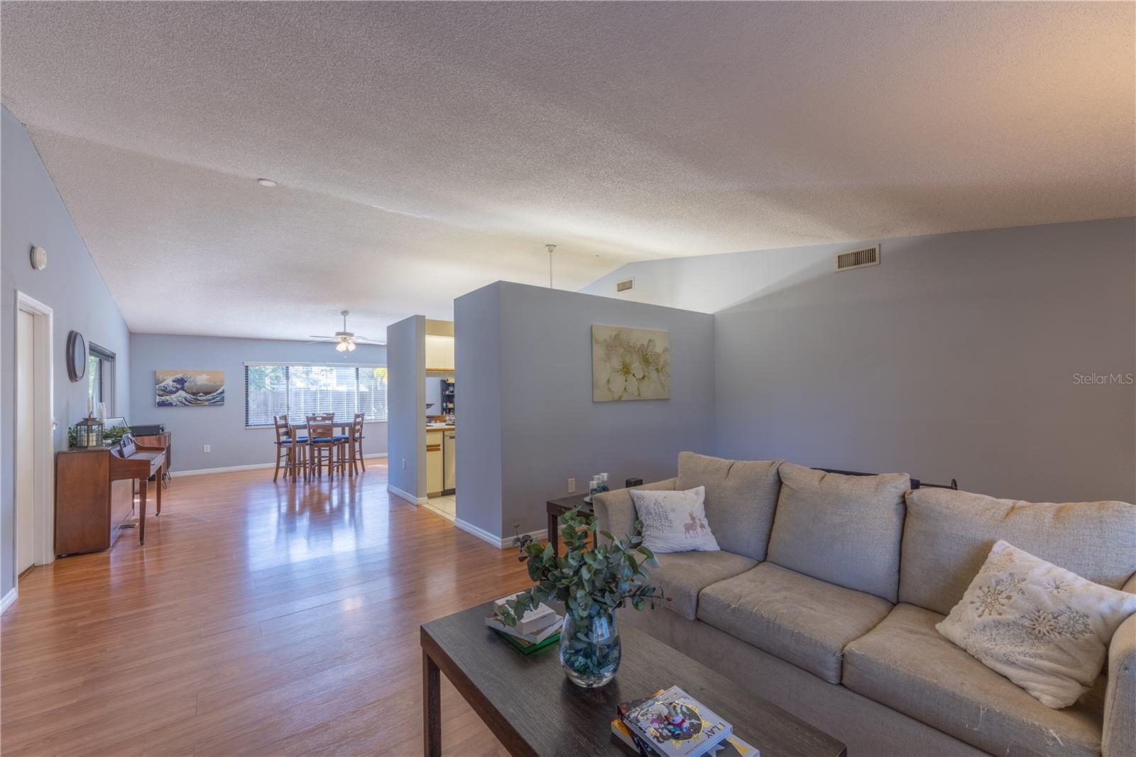 COUNTRY OAKS PH I - Residential