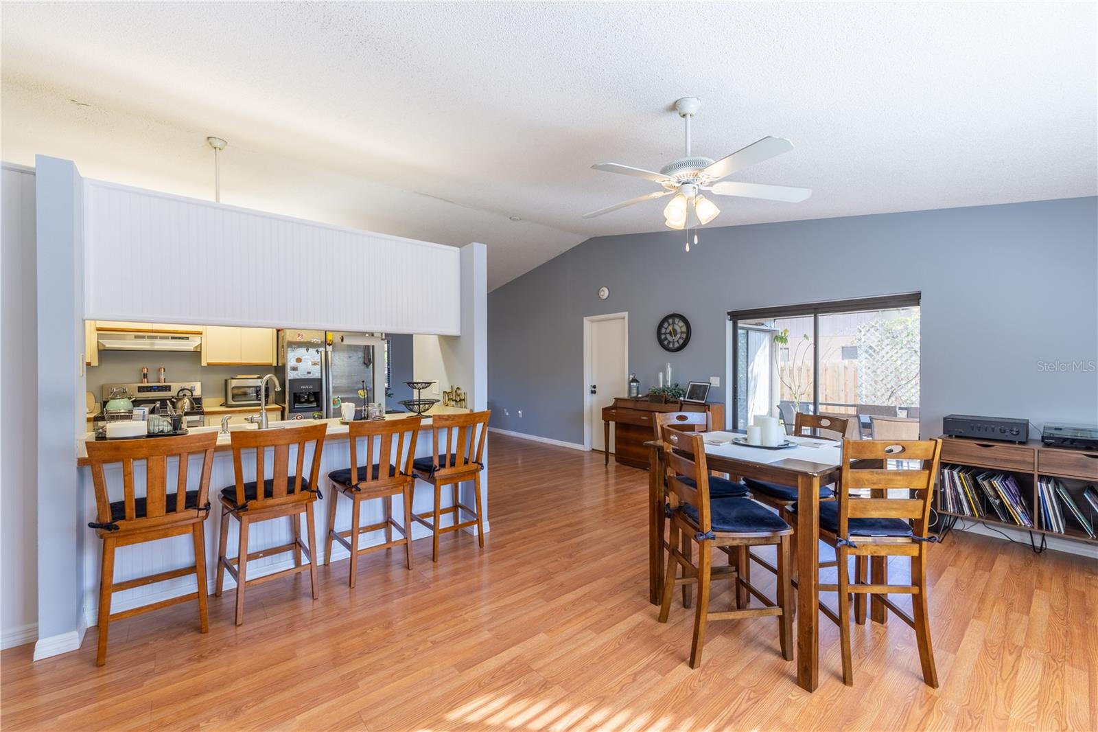 COUNTRY OAKS PH I - Residential