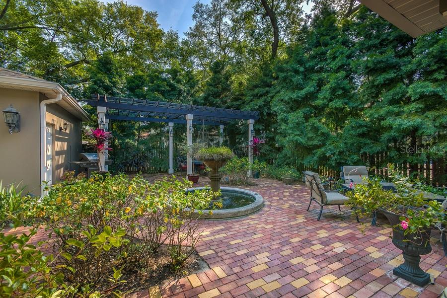 LYNWOOD - Residential Lease