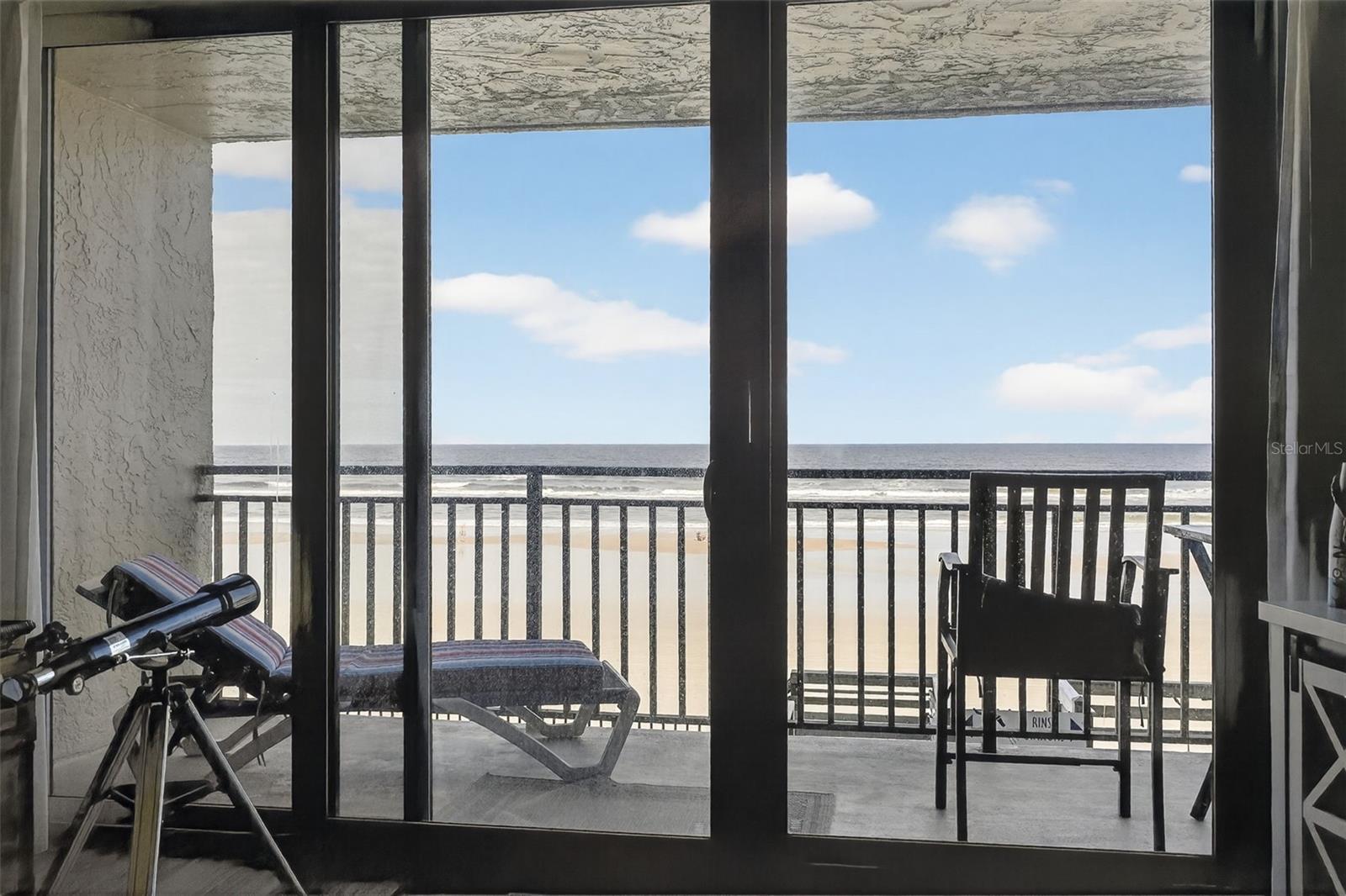 MOONTIDE CONDO - Residential