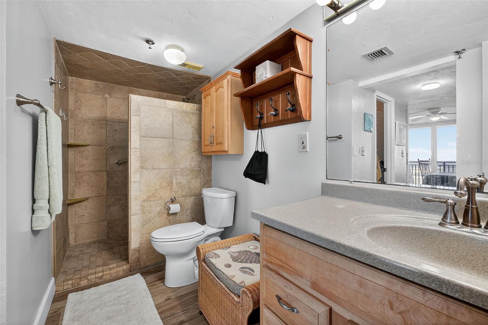 MOONTIDE CONDO - Residential