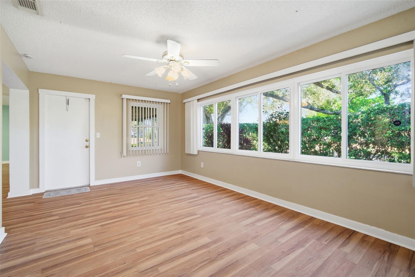 HIGHGATE III CONDO - Residential