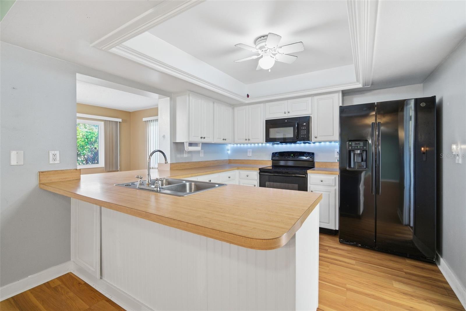 HIGHGATE III CONDO - Residential