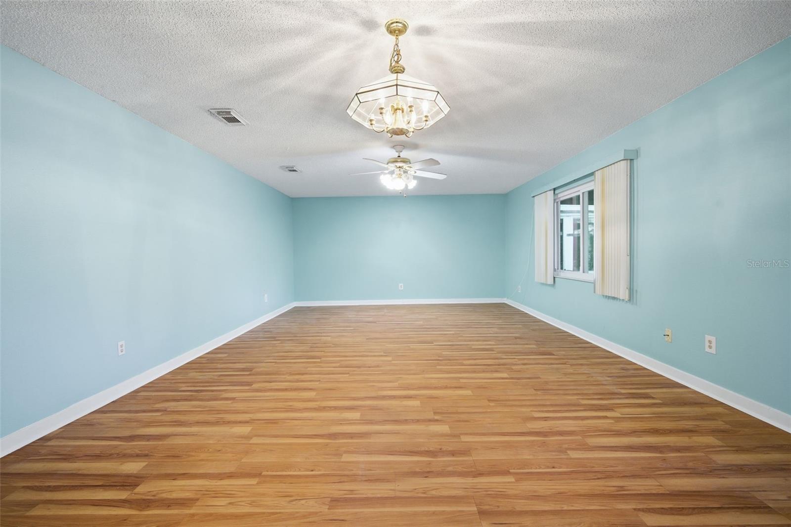 HIGHGATE III CONDO - Residential