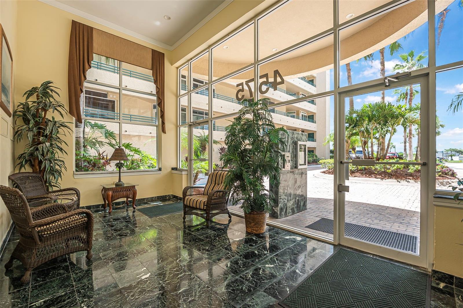 TOWERS AT PONCE INLET TOWER 01 CONDO - Residential