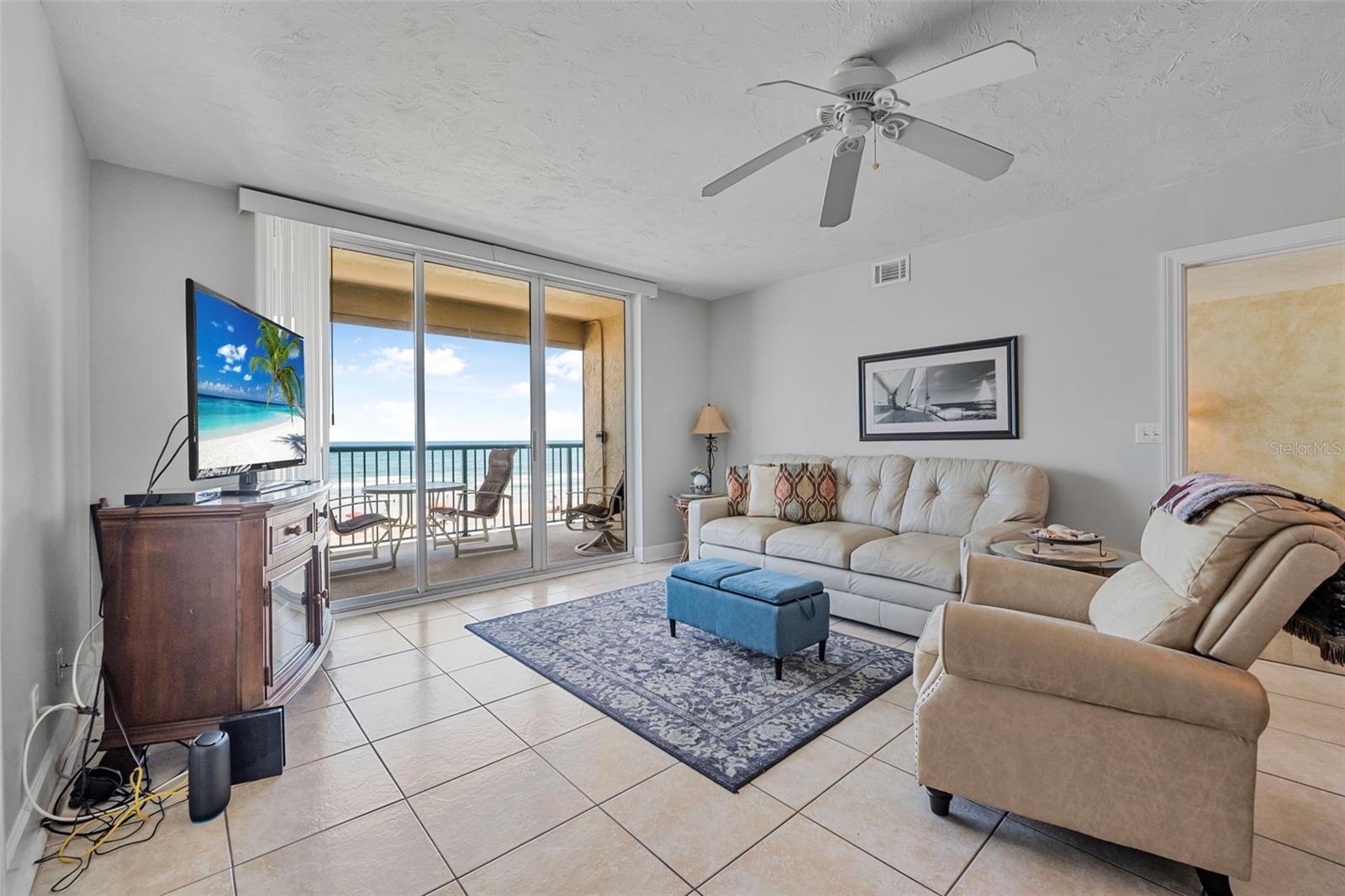 TOWERS AT PONCE INLET TOWER 01 CONDO - Residential