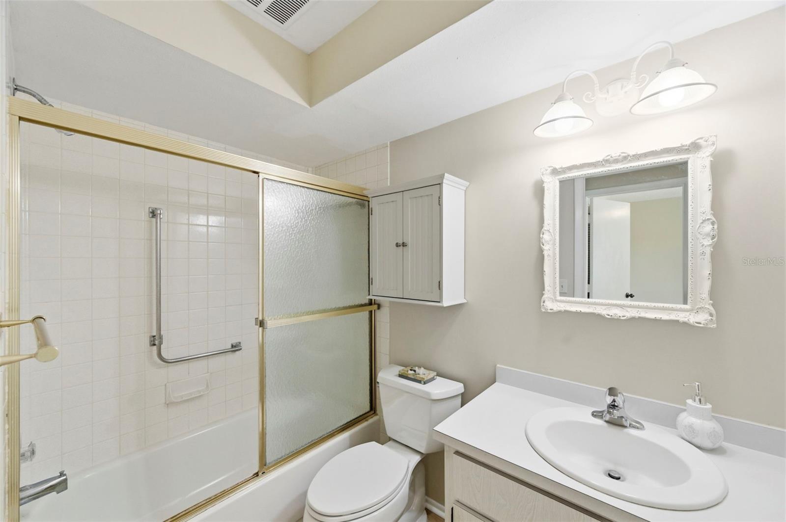 VILLAGE ON THE GREEN PATIO HOMES - Residential