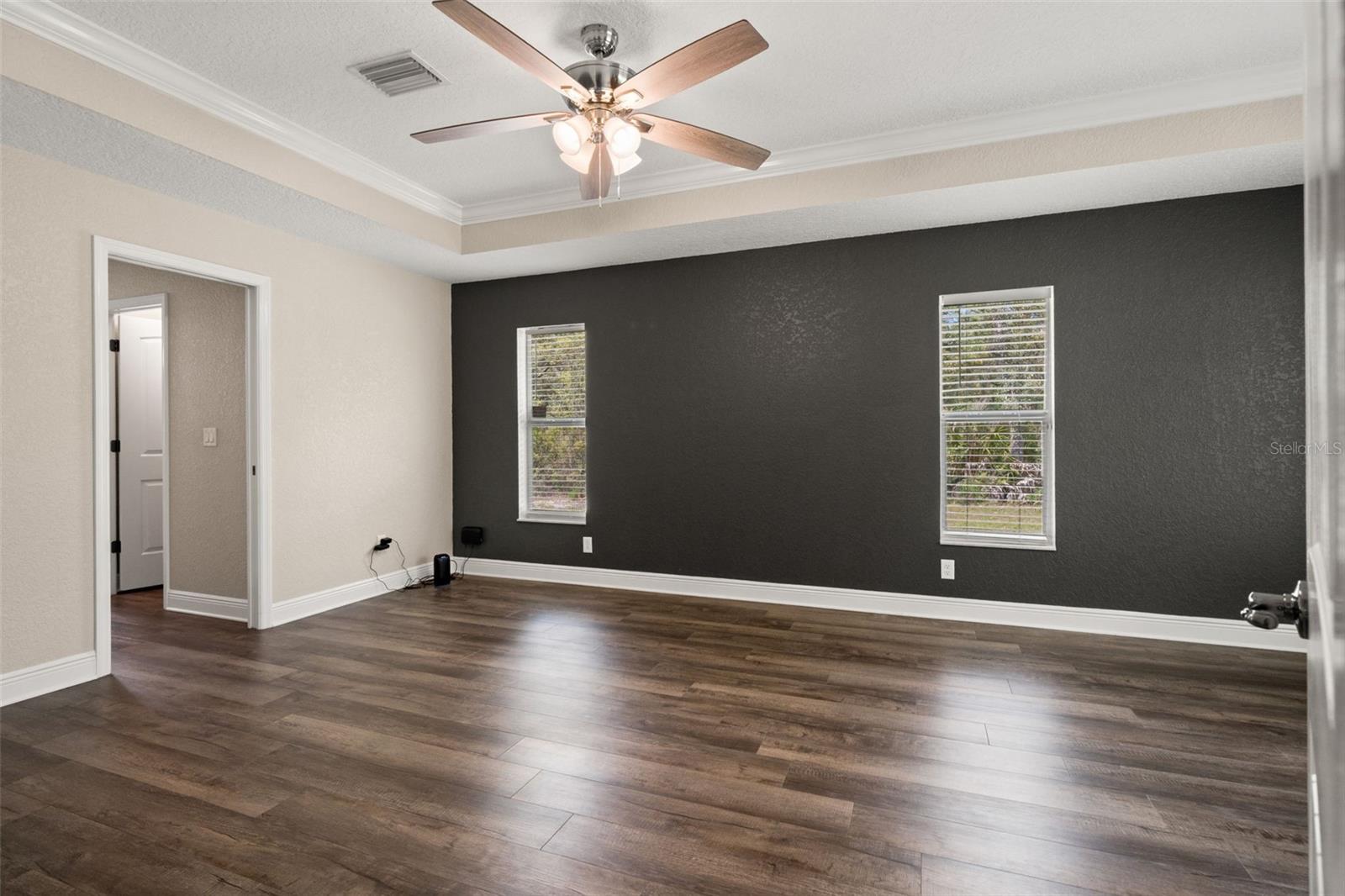 ROYAL HIGHLANDS - Residential