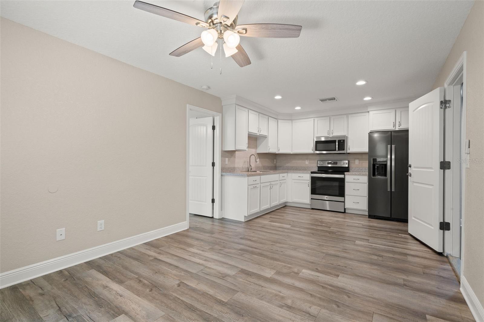 ROYAL HIGHLANDS - Residential