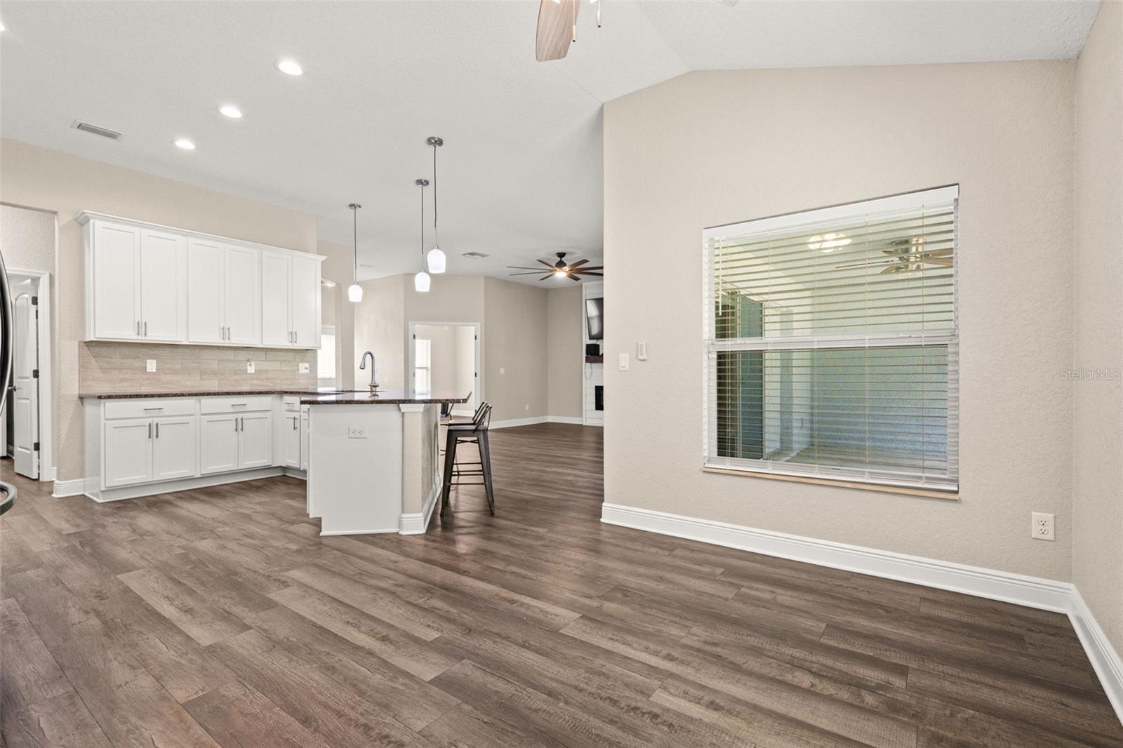 ROYAL HIGHLANDS - Residential