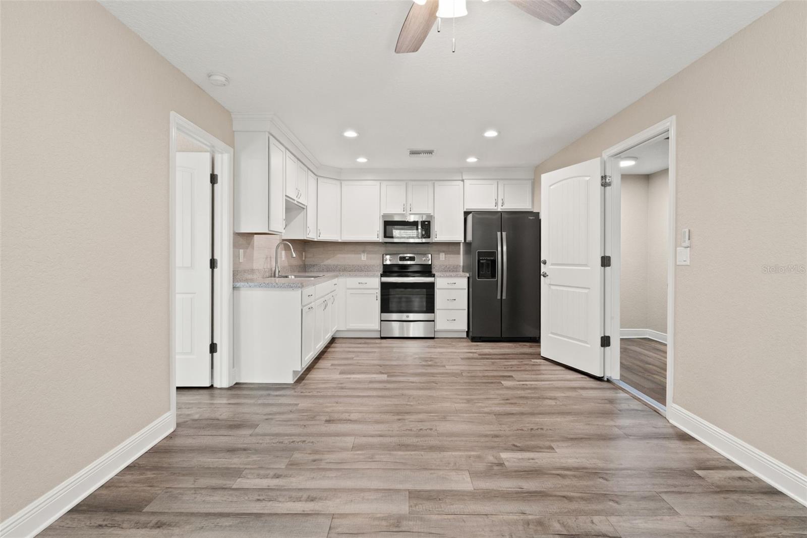 ROYAL HIGHLANDS - Residential