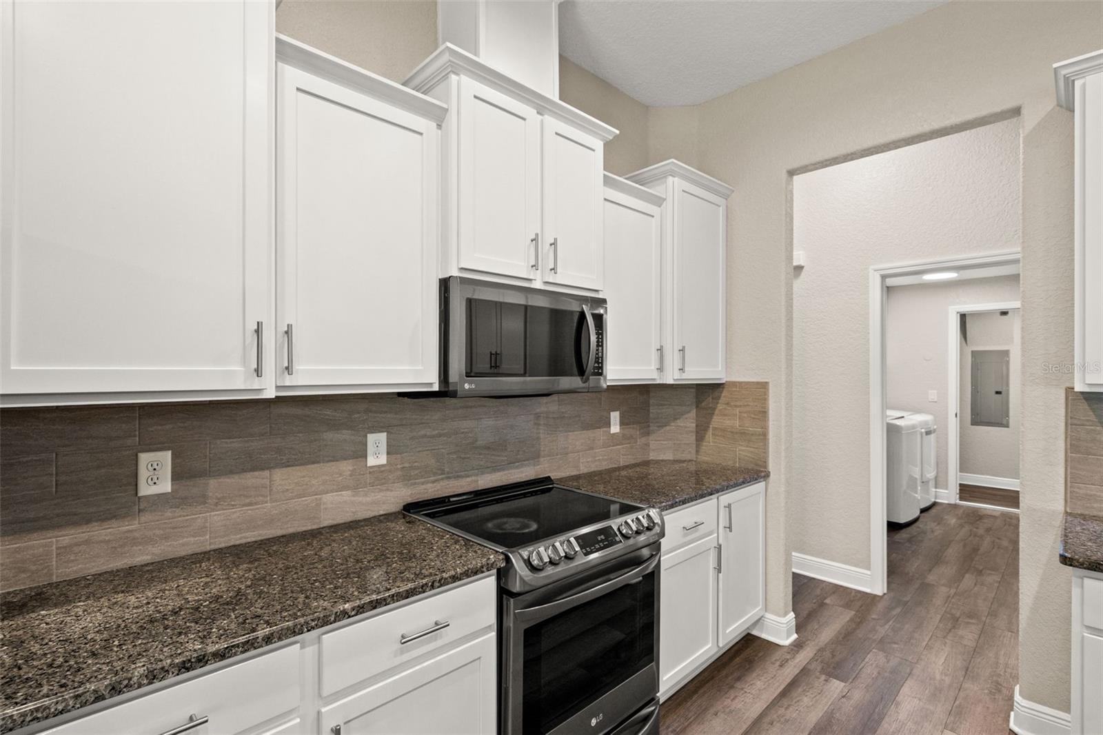 ROYAL HIGHLANDS - Residential